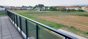 Balkongel_nder_Alu_Glas_verdunkelt